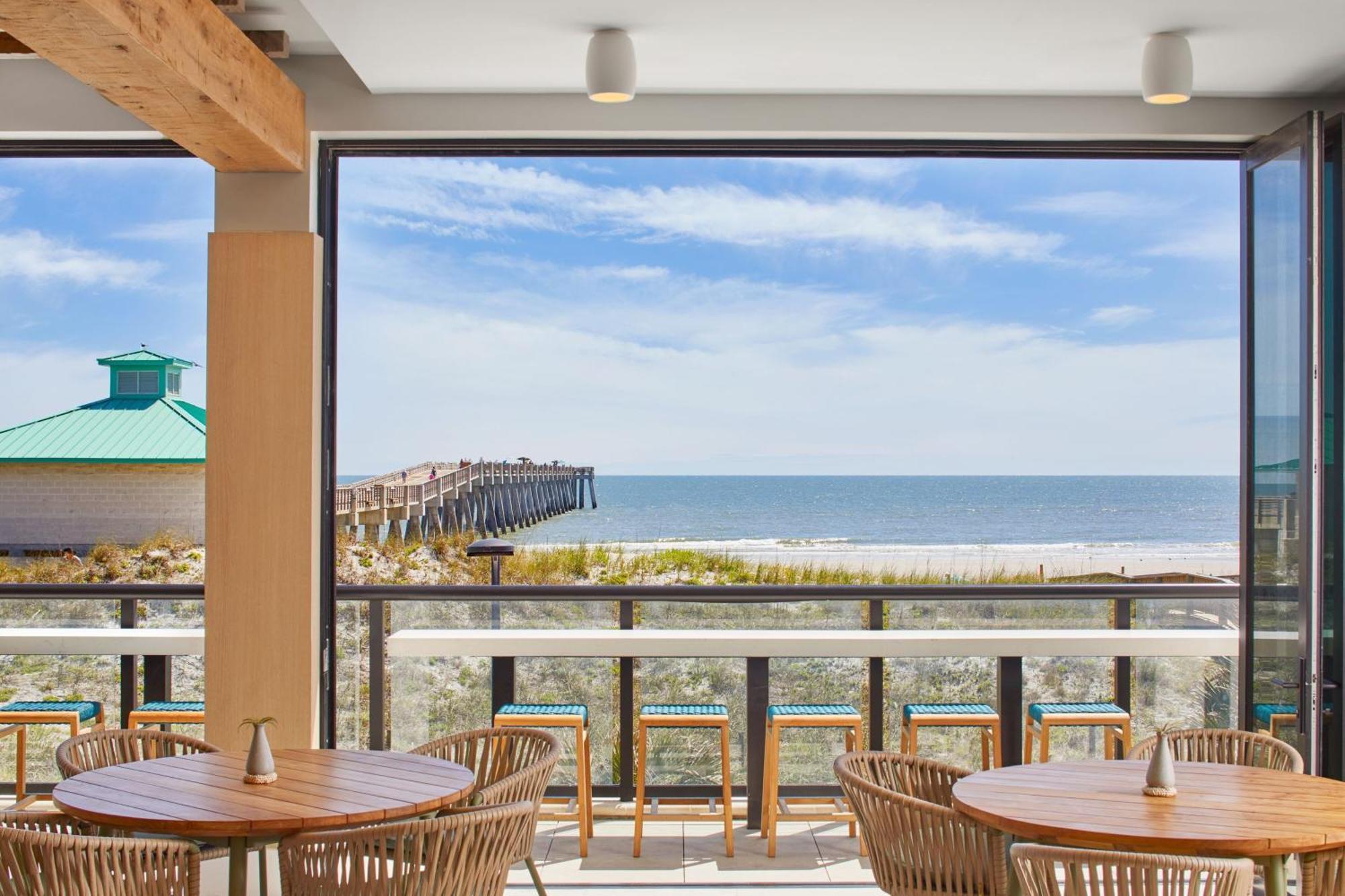 Springhill Suites By Marriott Jacksonville Beach Oceanfront Exterior foto